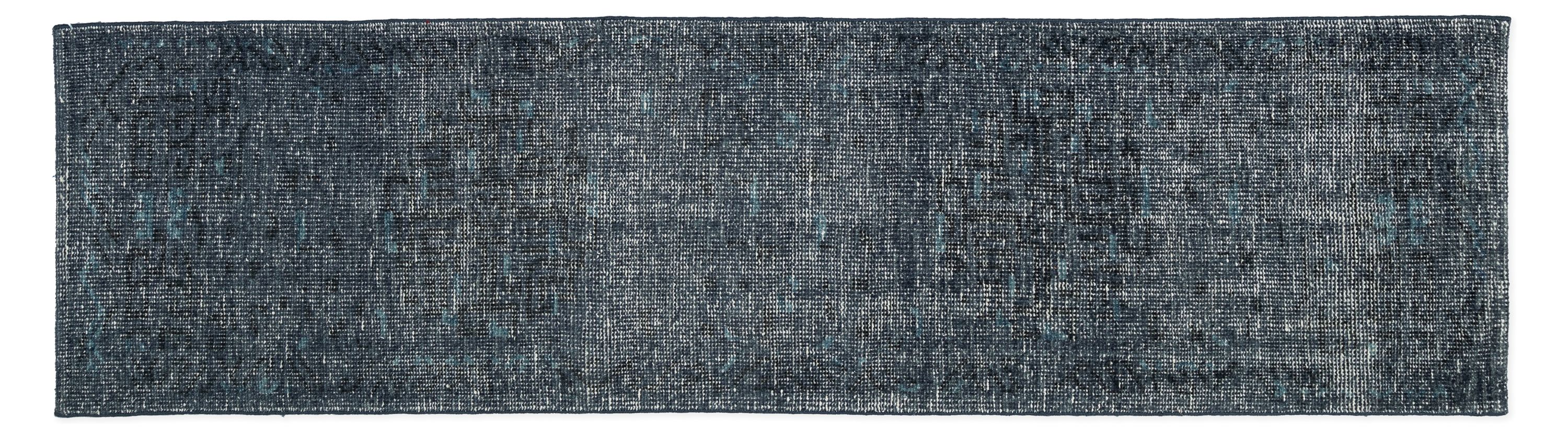 Amira 2'6"x9' Runner in Indigo