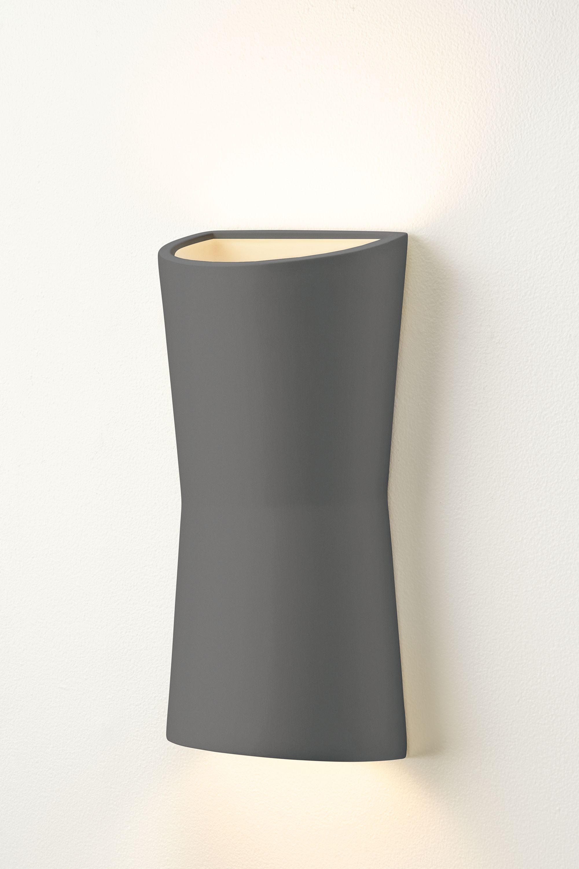 Mezzo Wall Sconce
