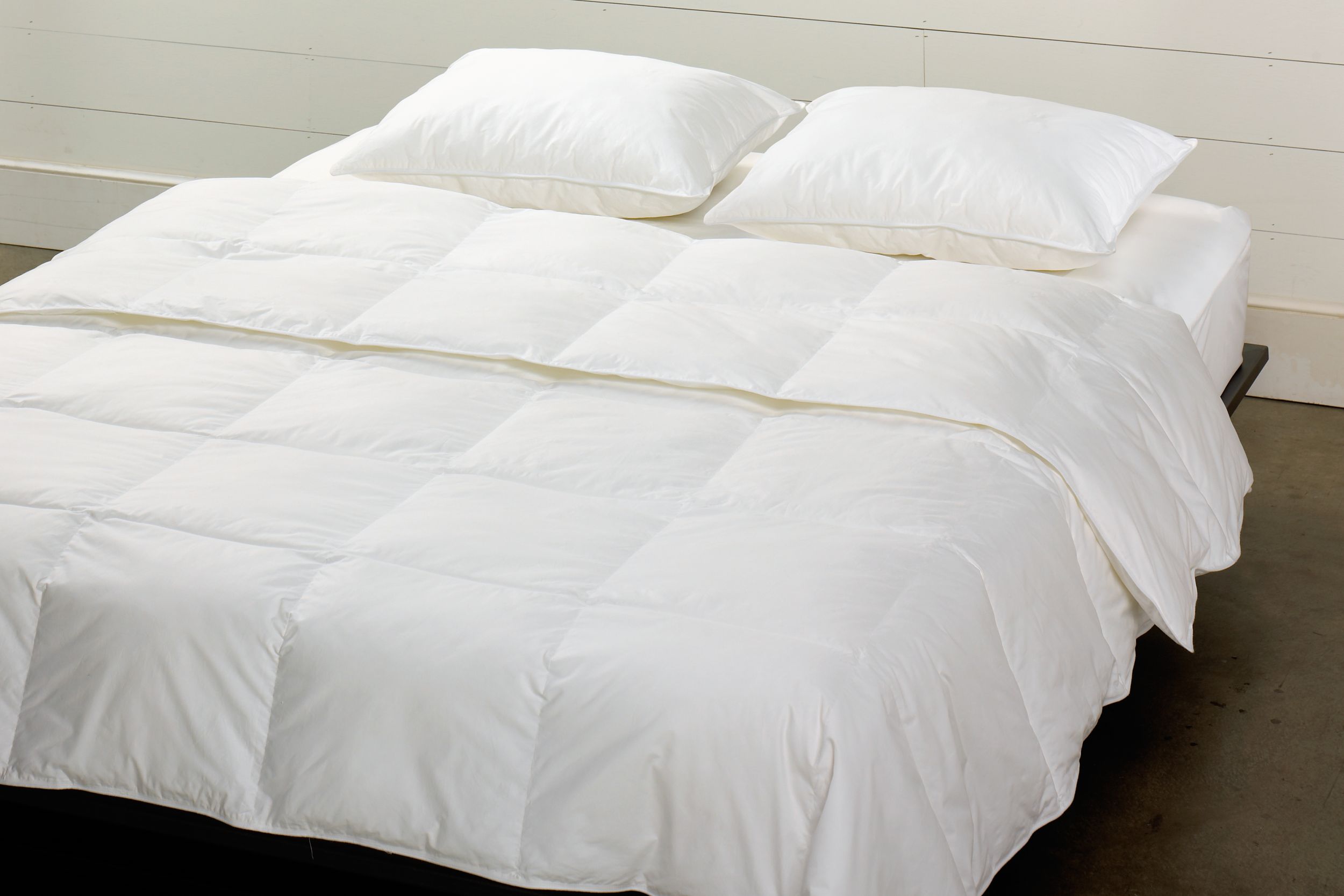 Lightweight Down Alternative King Duvet Insert