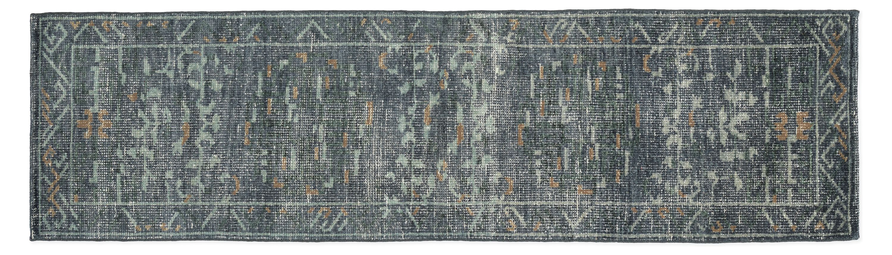 Amira 2'6"x9' Runner