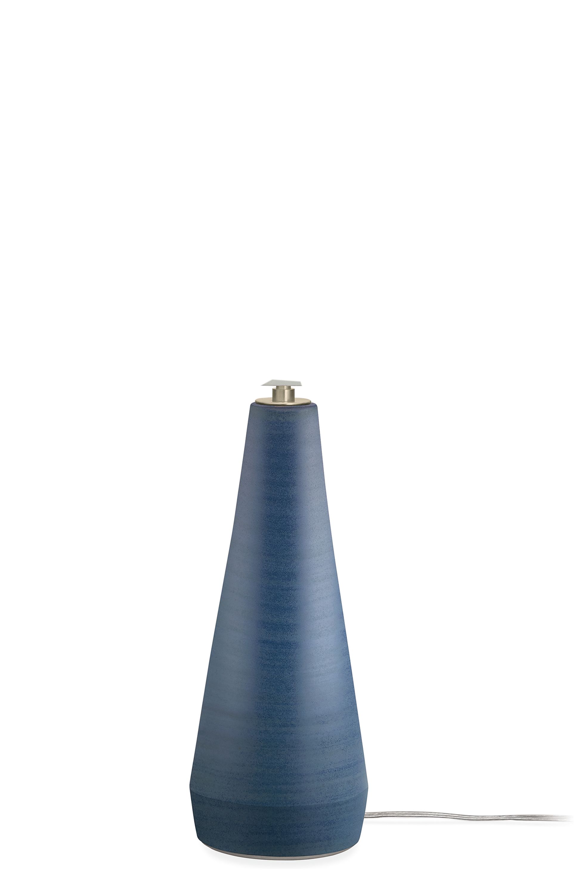 Donovan 27.5h Table Lamp