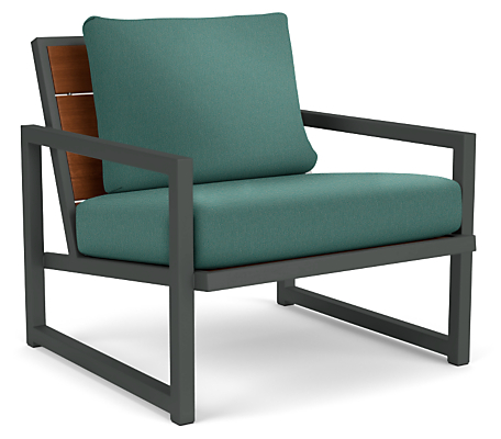 Montego 32" Lounge Chair w/Cushion