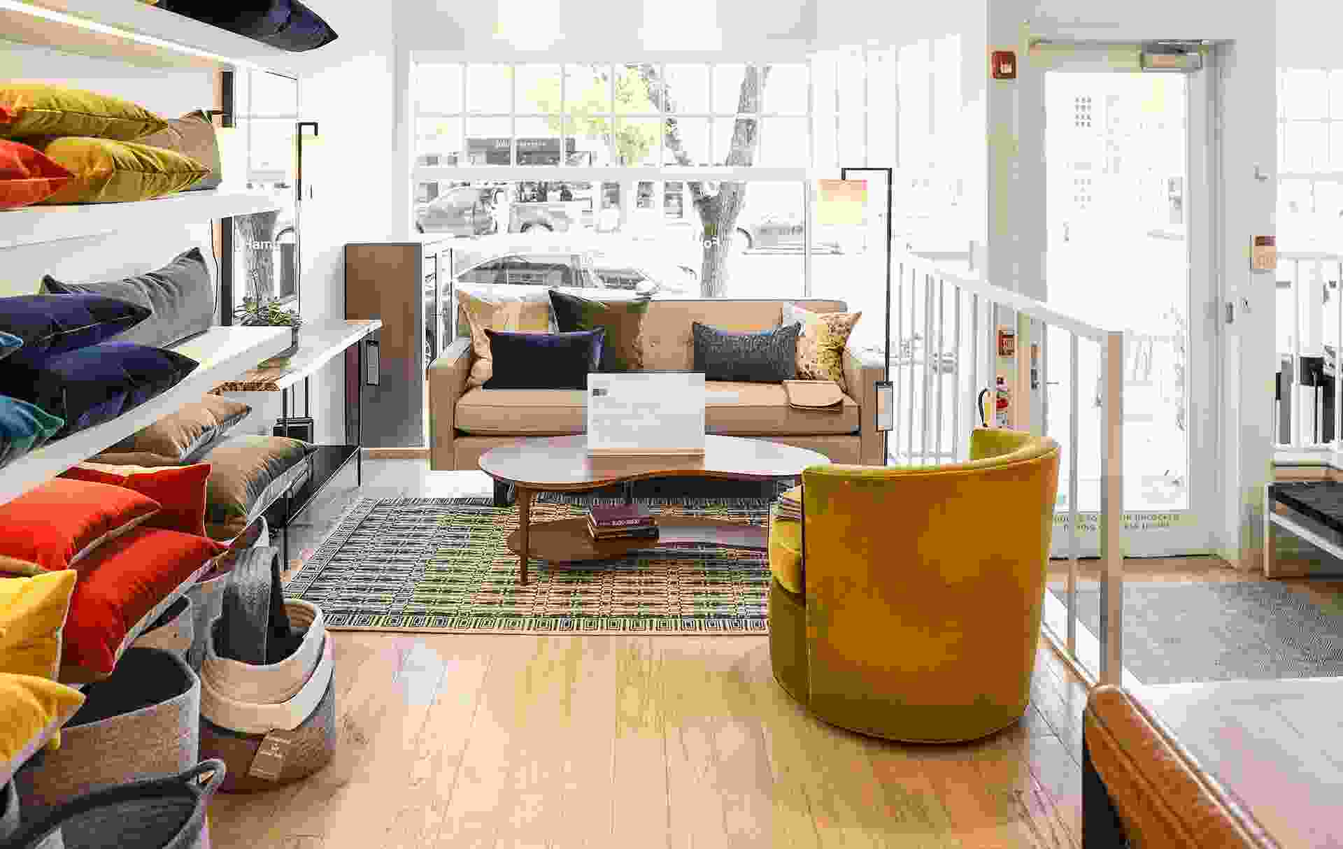 Hampton Showroom 8