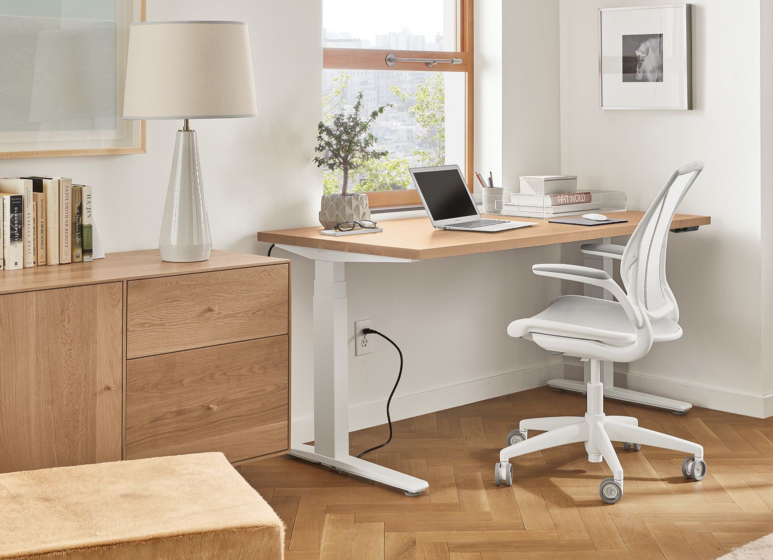 How to Choose the Right Desk