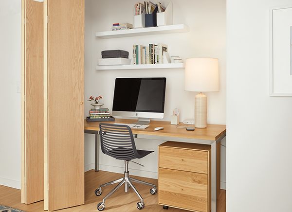 https://rnb.scene7.com/is/image/roomandboard/IA_FC_smallspace_office?$thumbnail$&size=900,900&scl=1