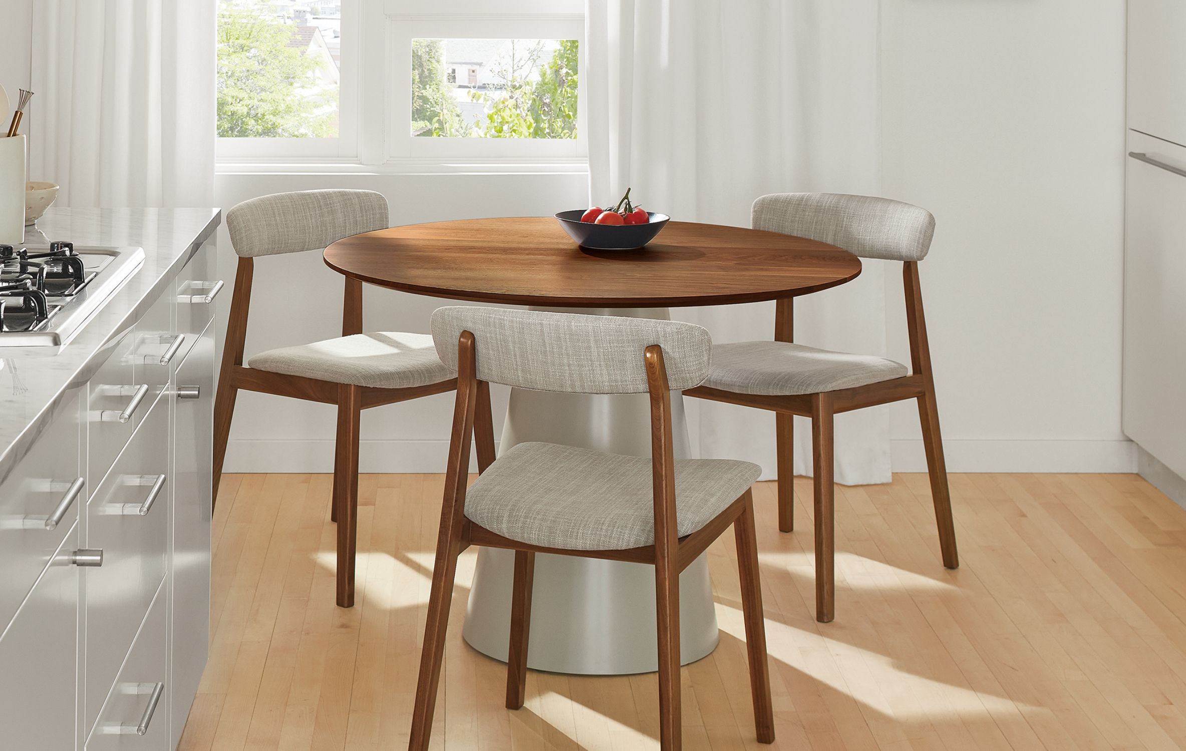Dining Tables & Chairs for Small Spaces - Ideas & Advice - Room