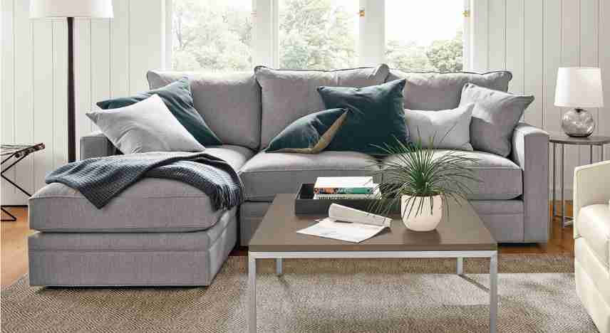 35 Sofa Throw Pillow Examples (Sofa Décor Guide)  Cushions on sofa, Sofa  throw pillows, Living room sofa