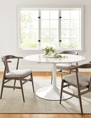 round table for dining room