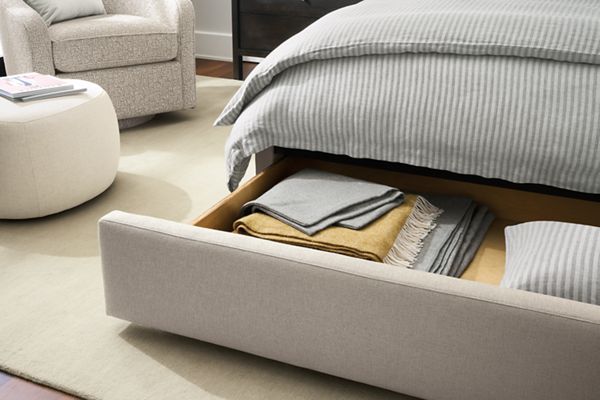 Room & Board Avery Bed