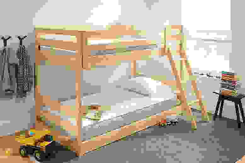 Detail of Basic twin bunk mattress and Basic twin mattress in bunk bed.