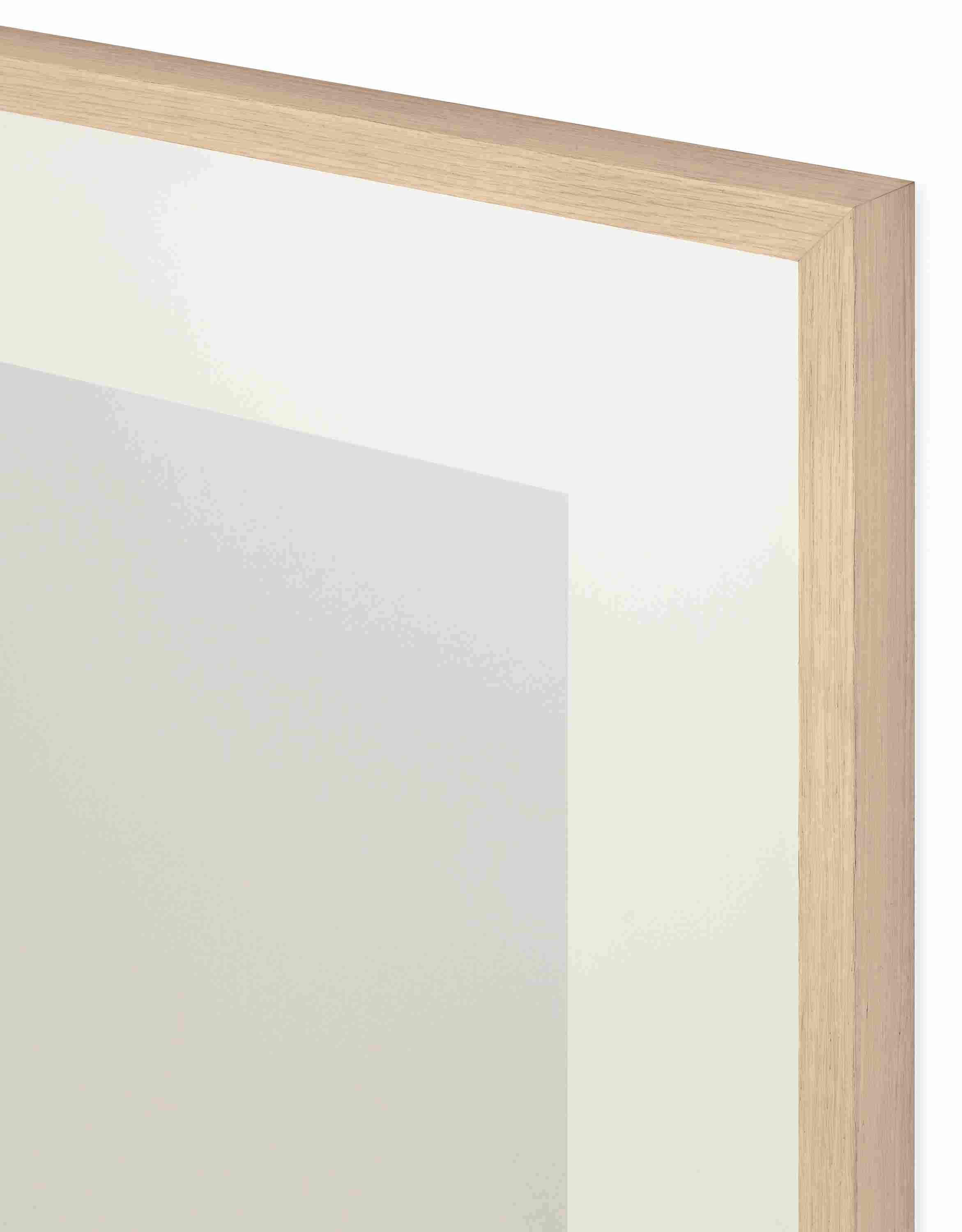Detail of frame on le beuan benic silk screen summer light 1 from 2022.