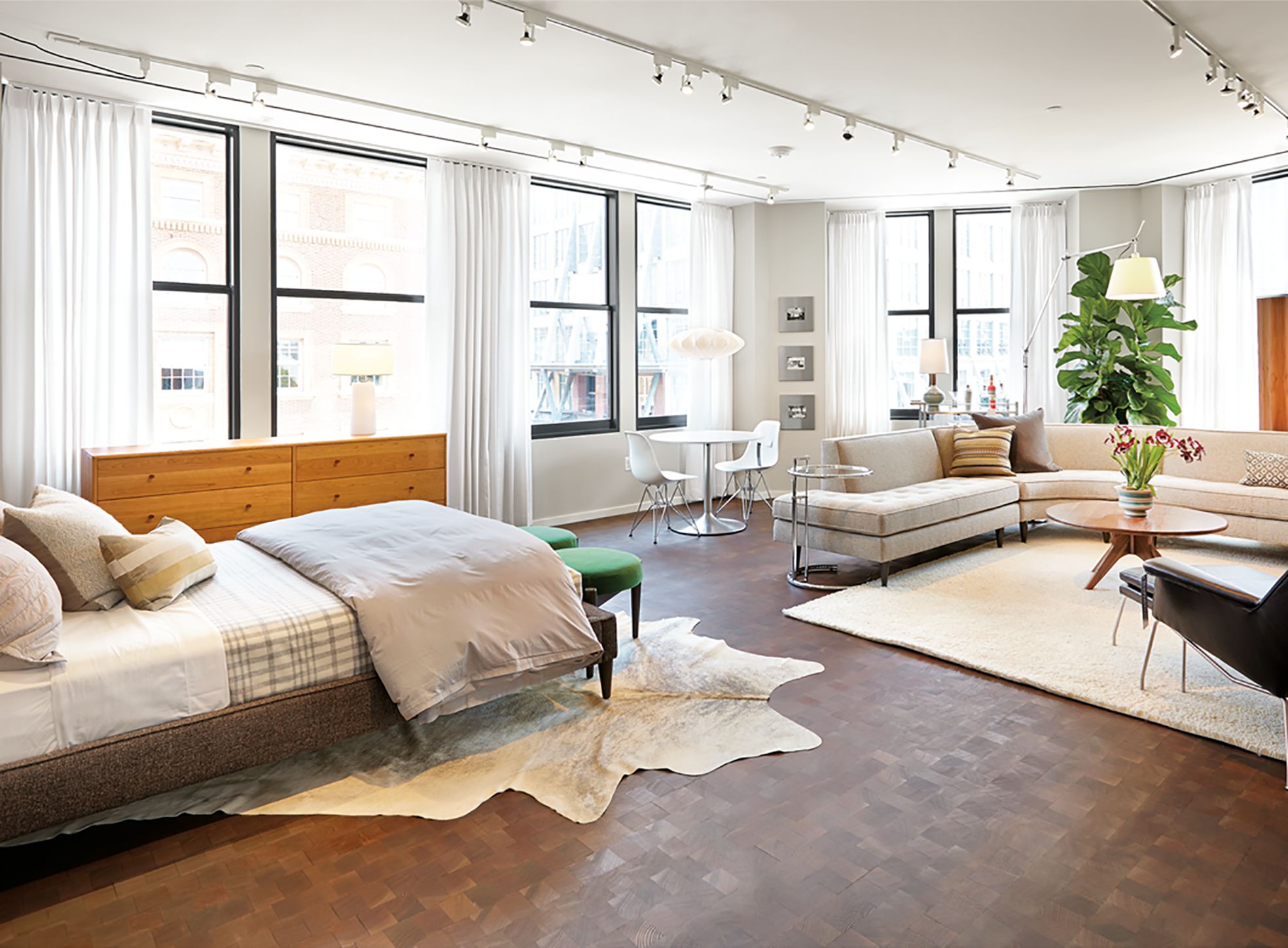 Modern Furniture Store in Boston Store Image Gallery Detail Room & Board