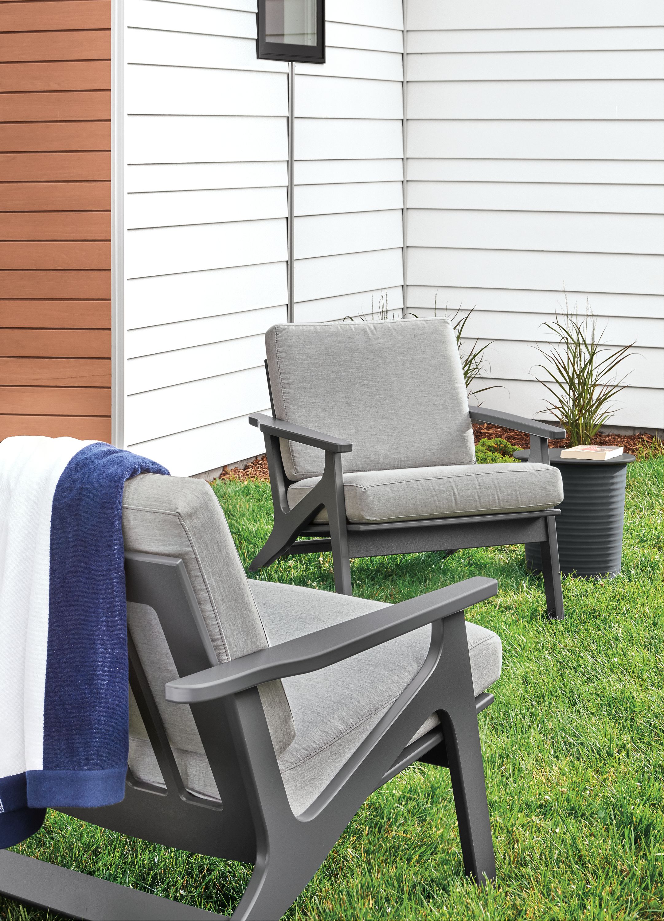 Breeze Chair - Modern Outdoor Furniture - Room & Board