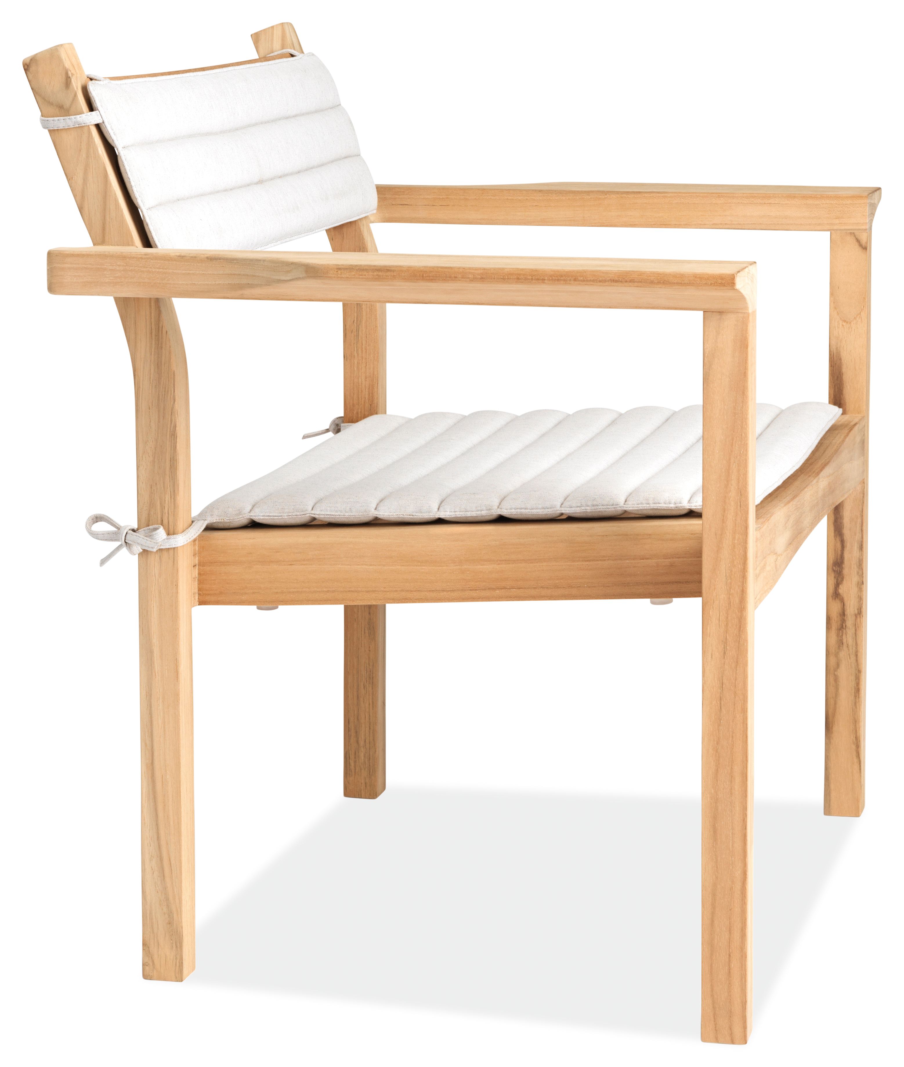 Side view of Carl Hansen Alfred Homann Outdoor Lounge Chair with Cushion Agroa Life Oat.