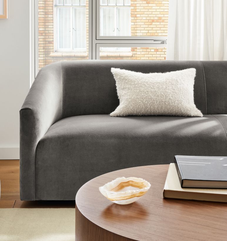 Sofas & Loveseats