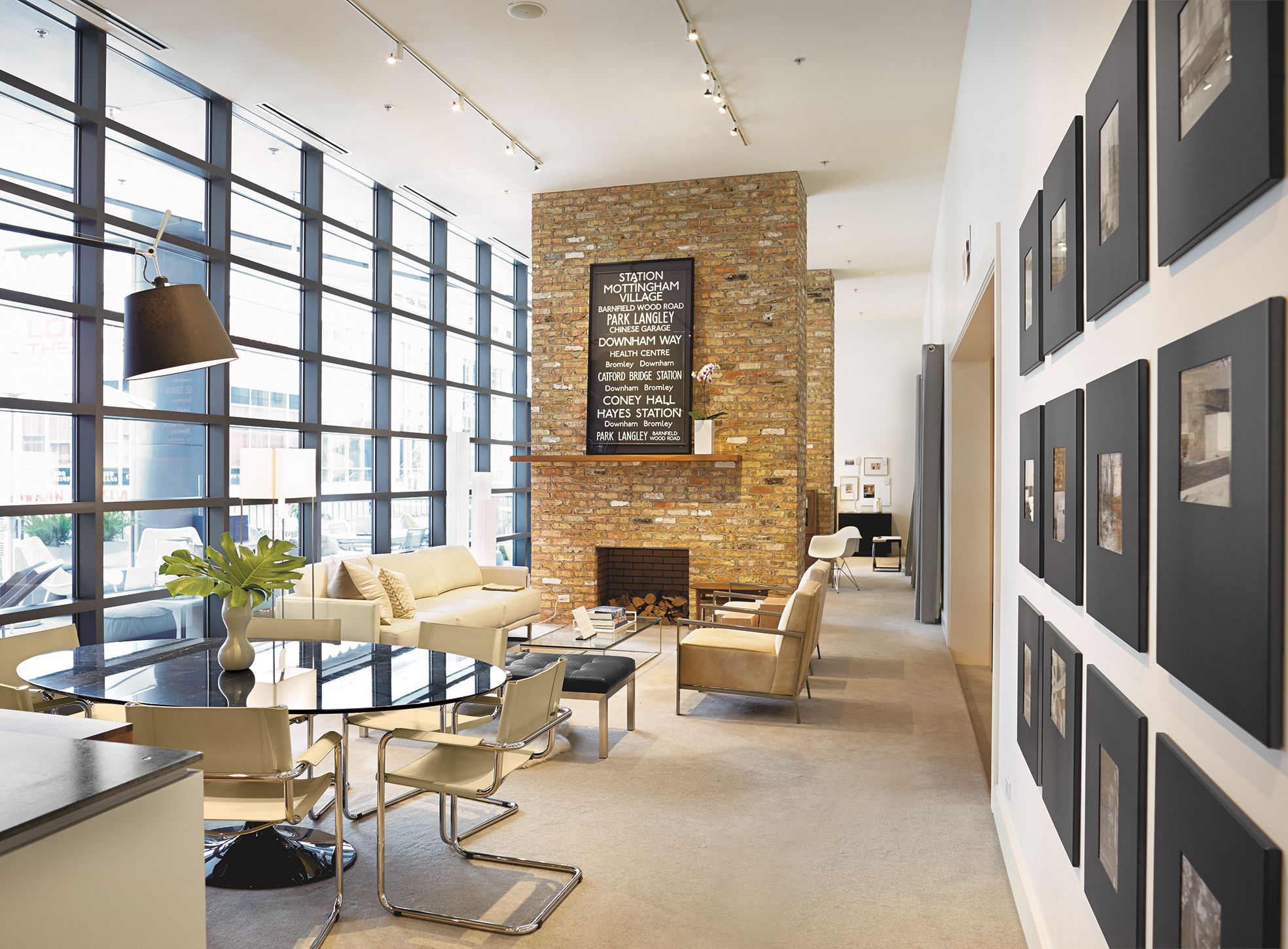 Modern Furniture Store in Chicago Store Image Gallery Detail Room & Board