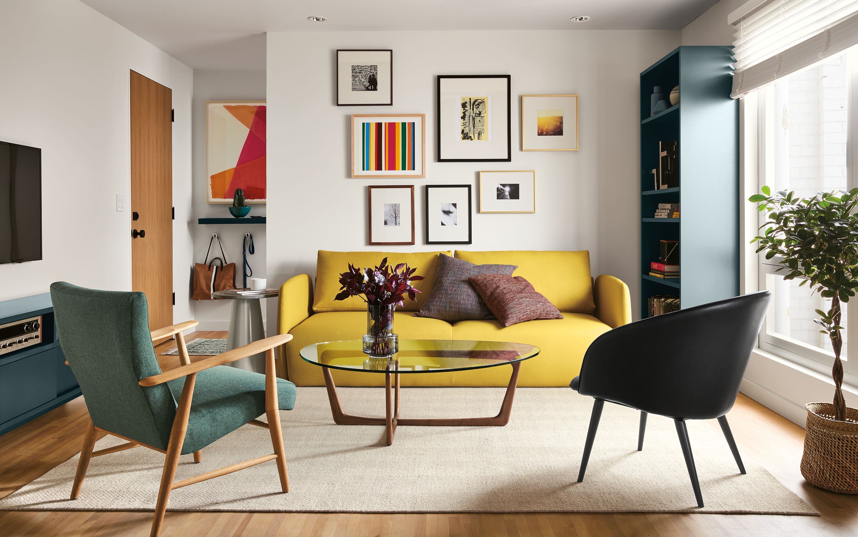 Room setting with connor sleeper sofa in chartreuse.