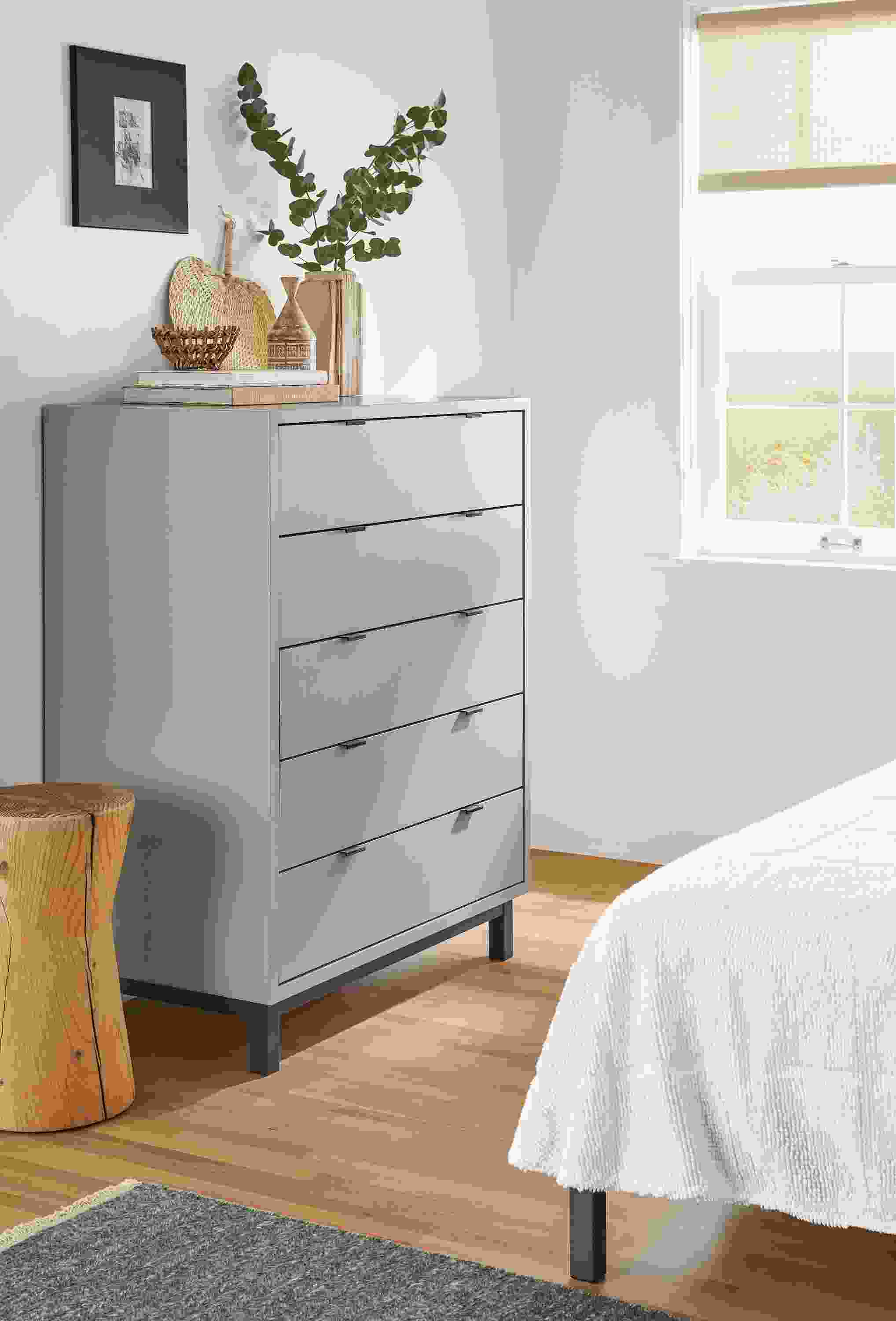 Detail of Copenhagen 5-drawer dresser in Taupe in bedroom.