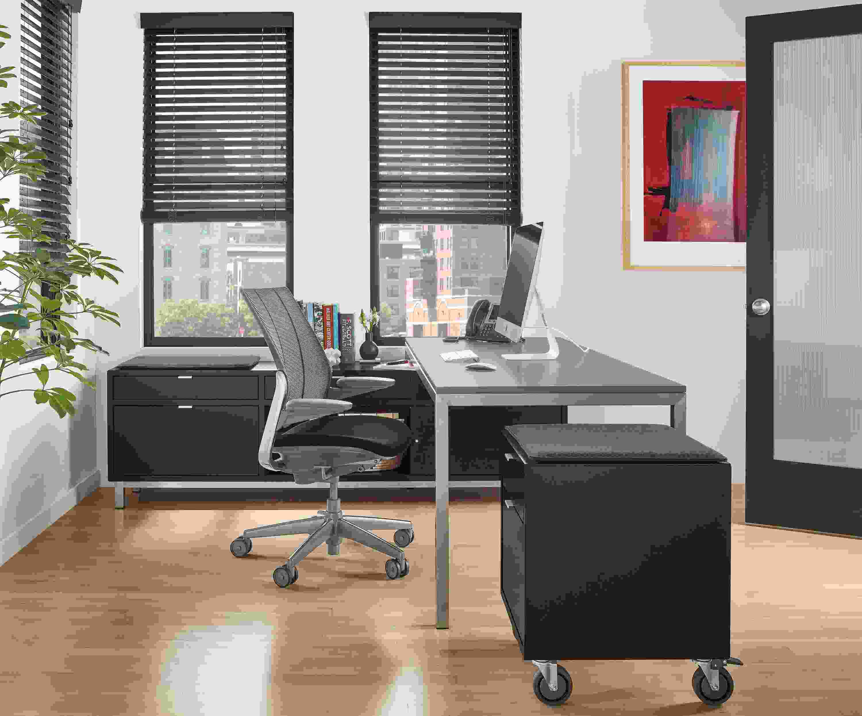 Side detail of Copnehagen benching system in office.