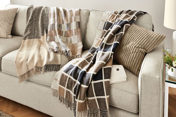 Room & Board Gavin Throw Pillow - Thumbnail 5