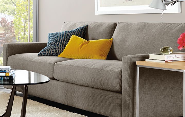 https://rnb.scene7.com/is/image/roomandboard/easton_194132_15e_p?$prodzoom0$&size=2400,2400&scl=1