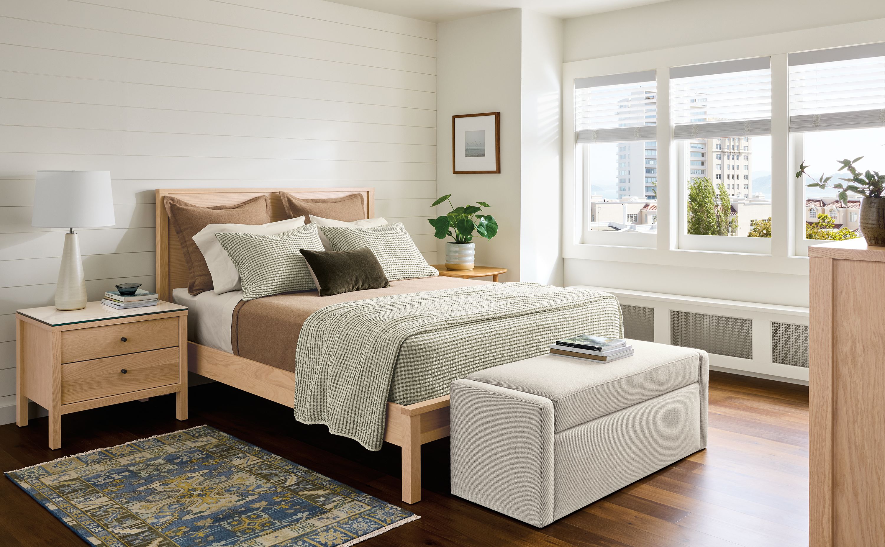 Queen bed in oak with salt stain