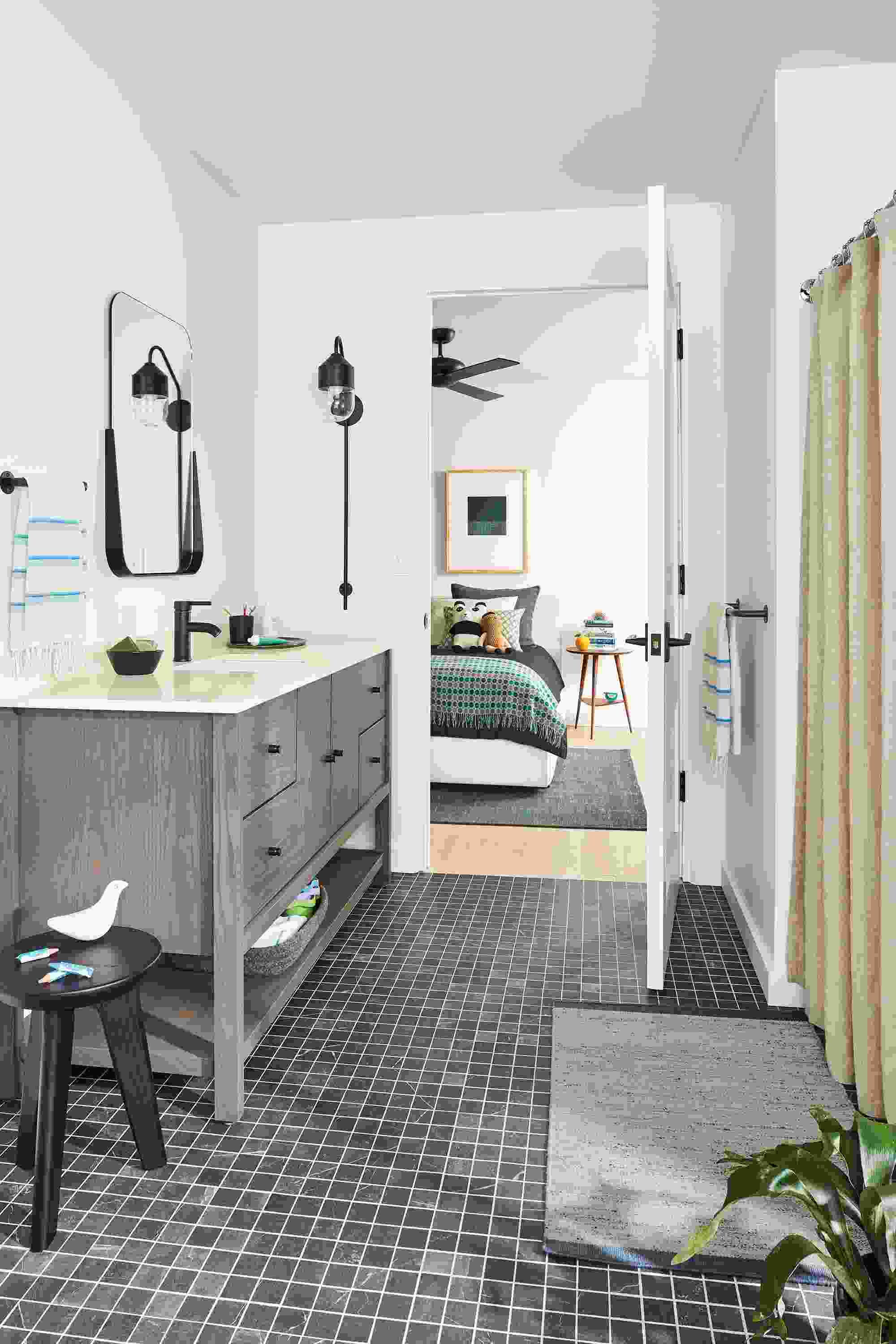 kids bathroom featuring emerson vanity in shell stain.