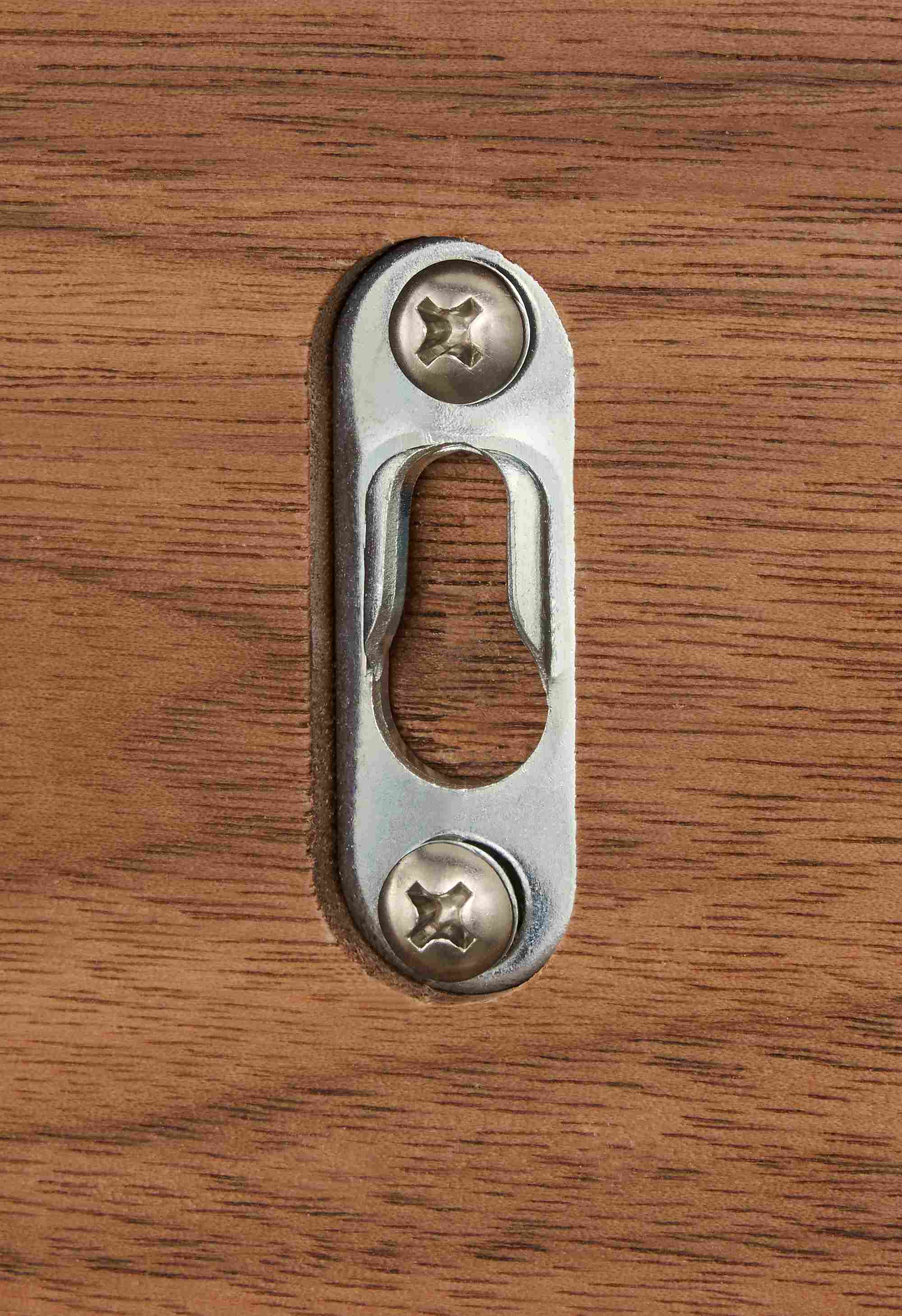 Detail of Enzo 36w 6.5d 5h Wall Shelf.