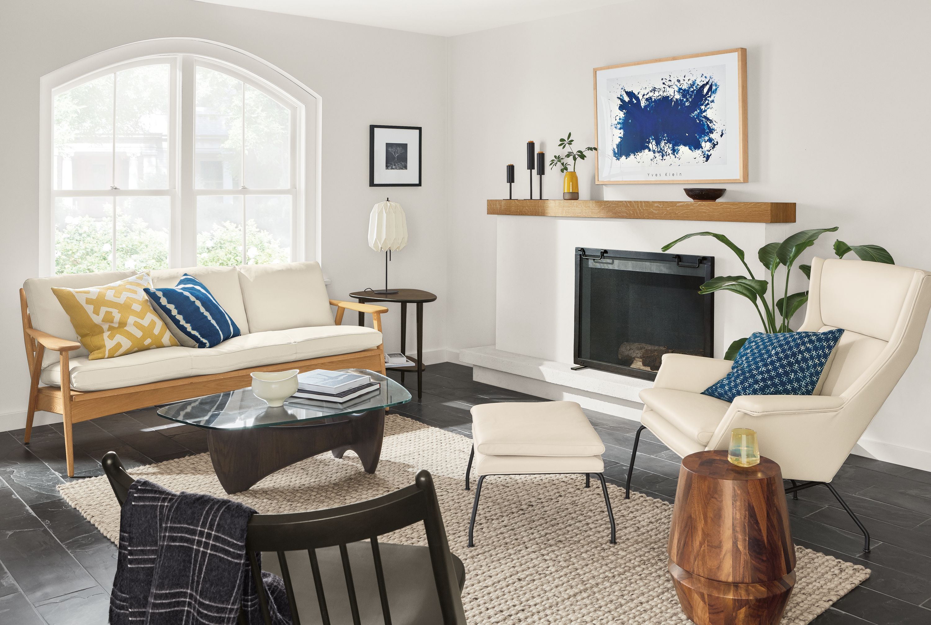 Ercison sofa in beach-inspired room.