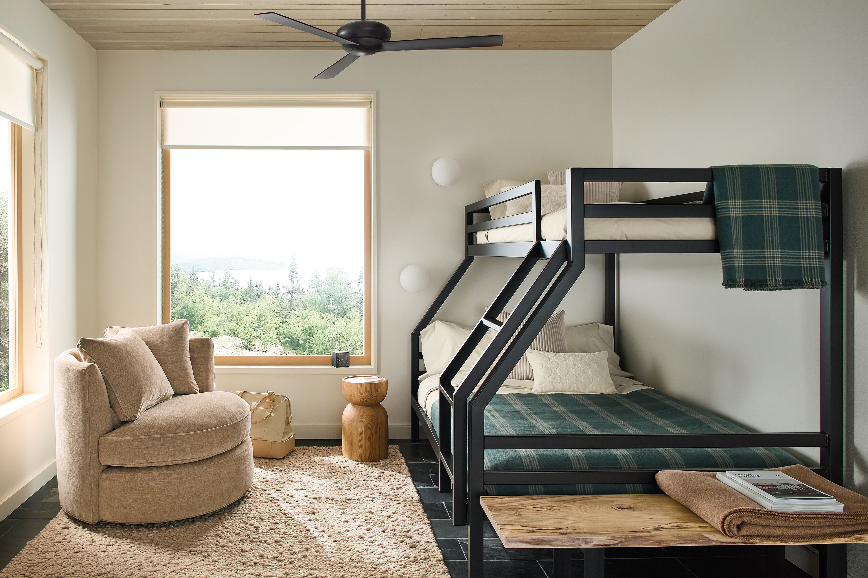 Bunk bed in natural steel