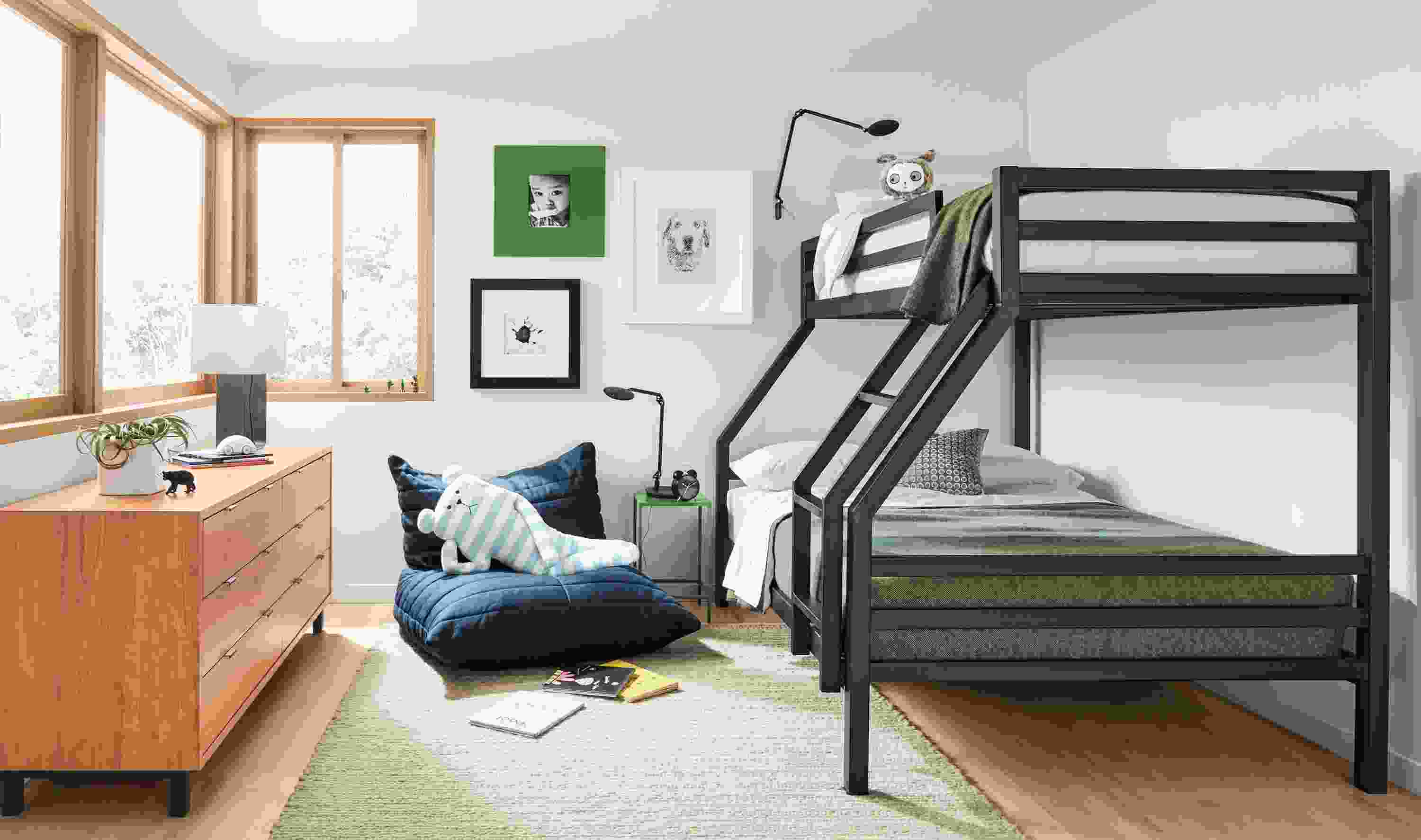 Detail of Fort duo bunk bed.