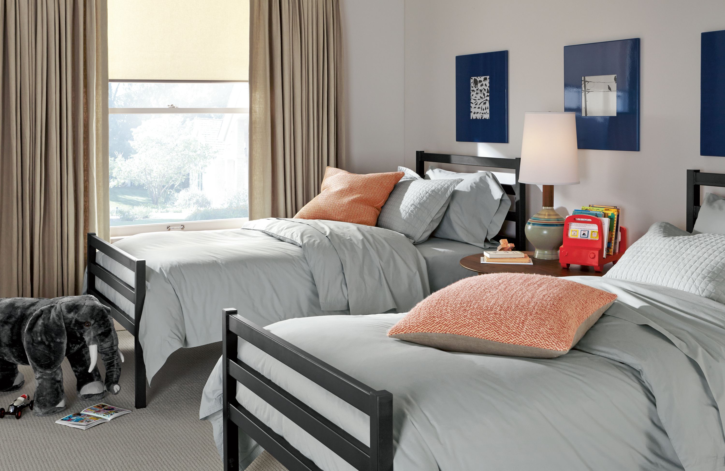 Bedroom with Fort twin bed in natural steel.