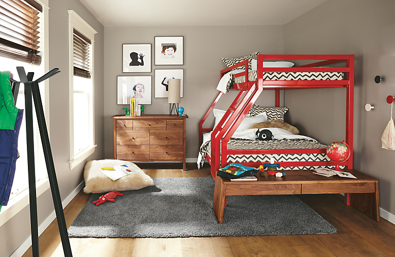 Detail of Fort duo bunk bed in colors.