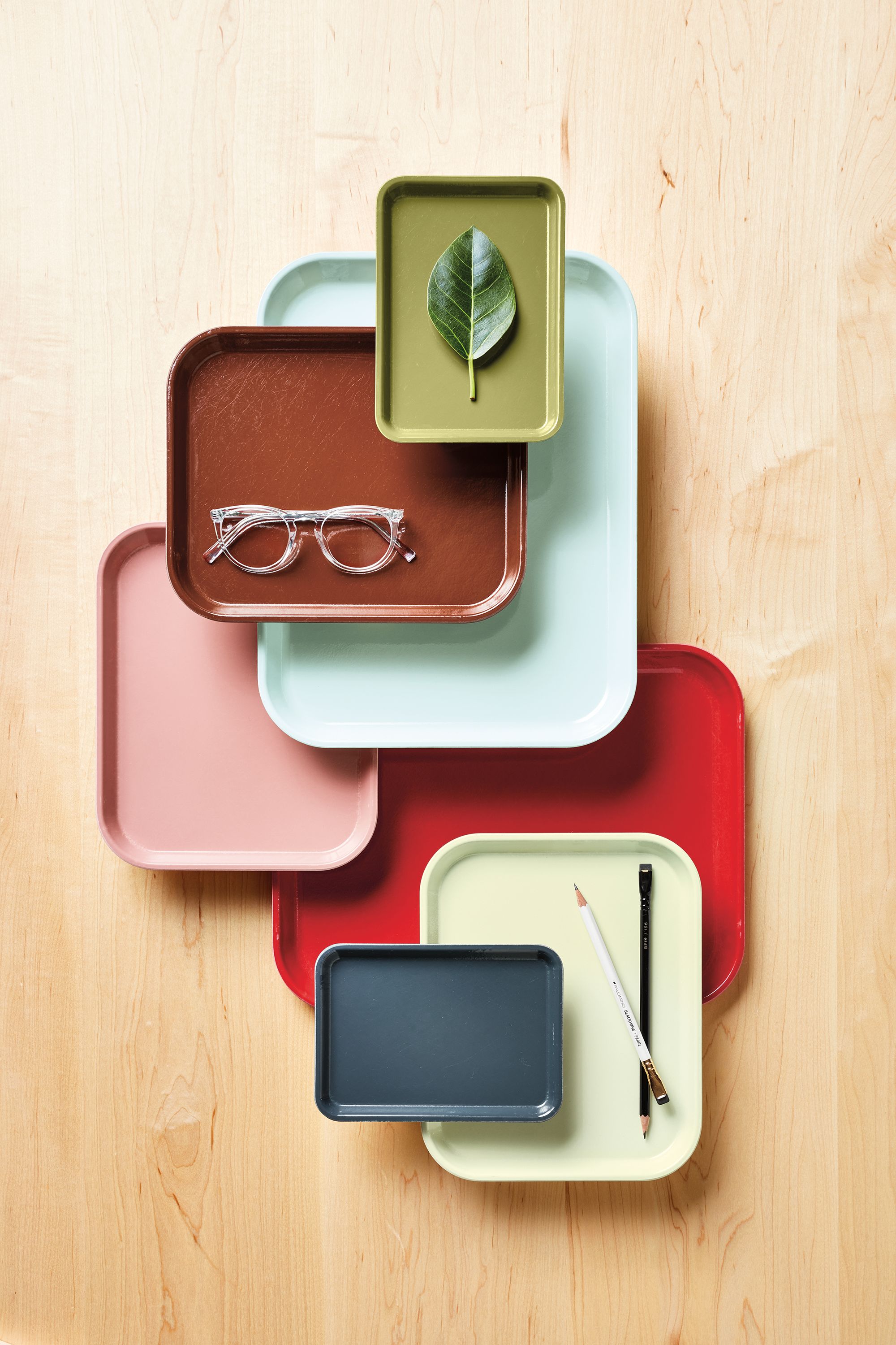 Garner tray collection