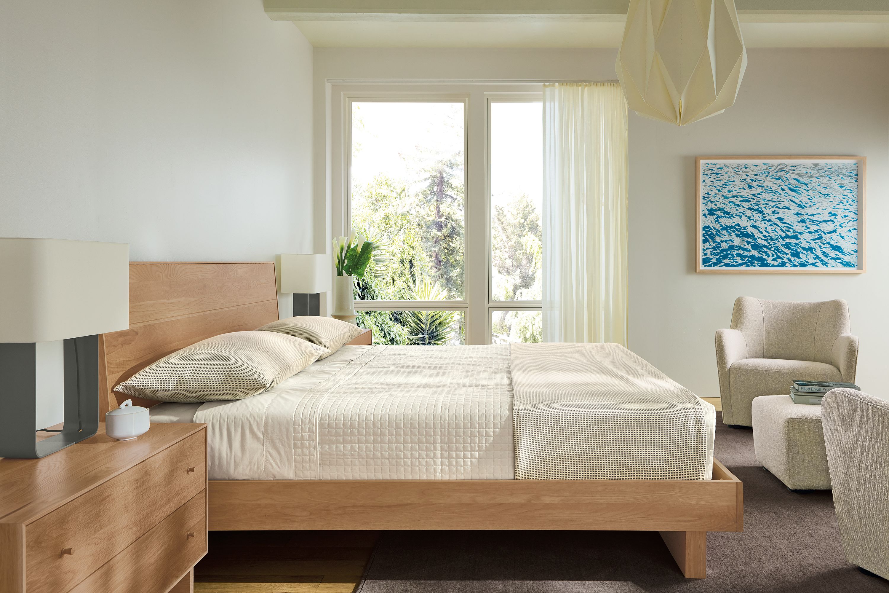 King bed in rye stain