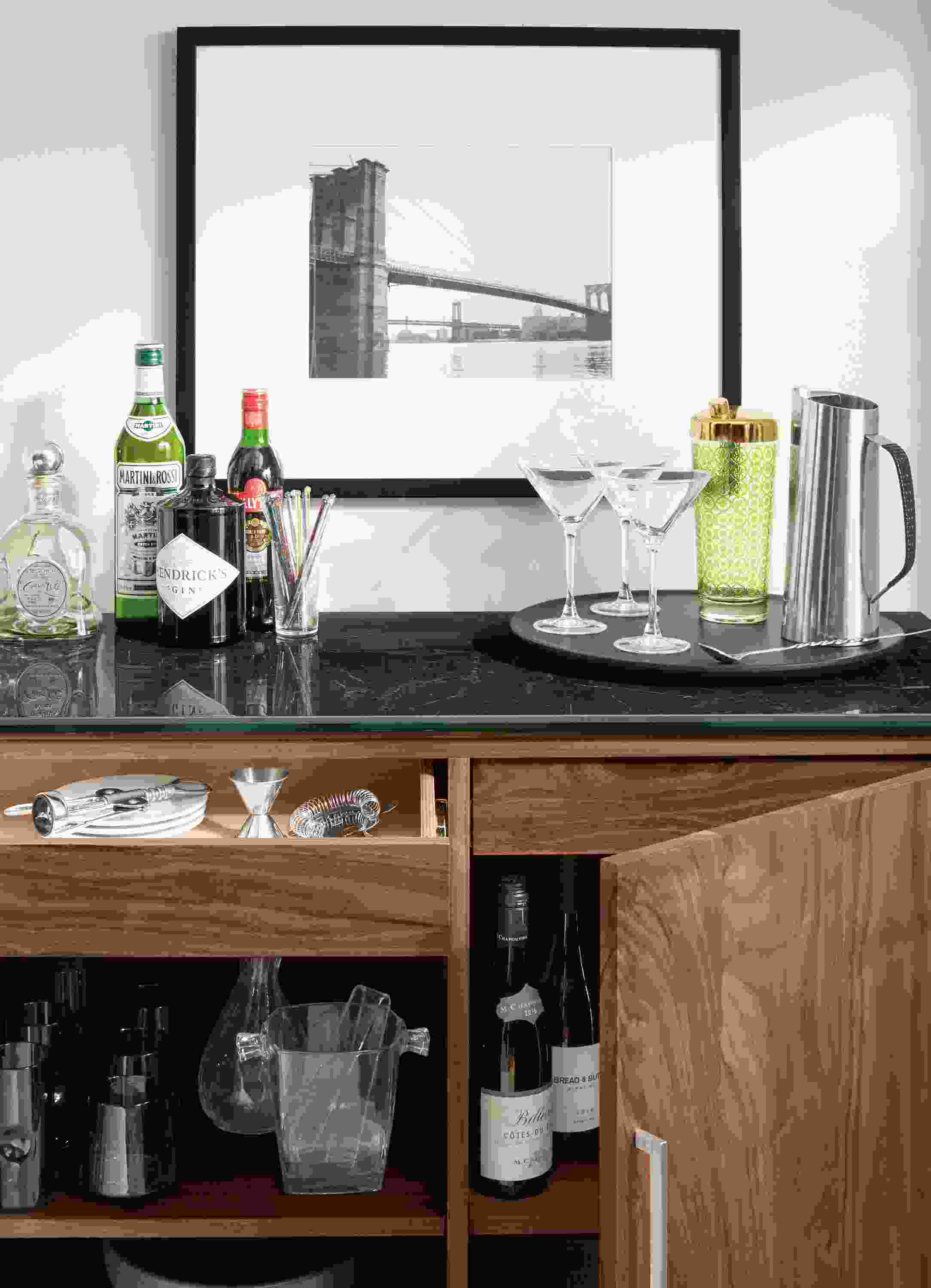 Detail of Kenwood cabinet with ceramic top.