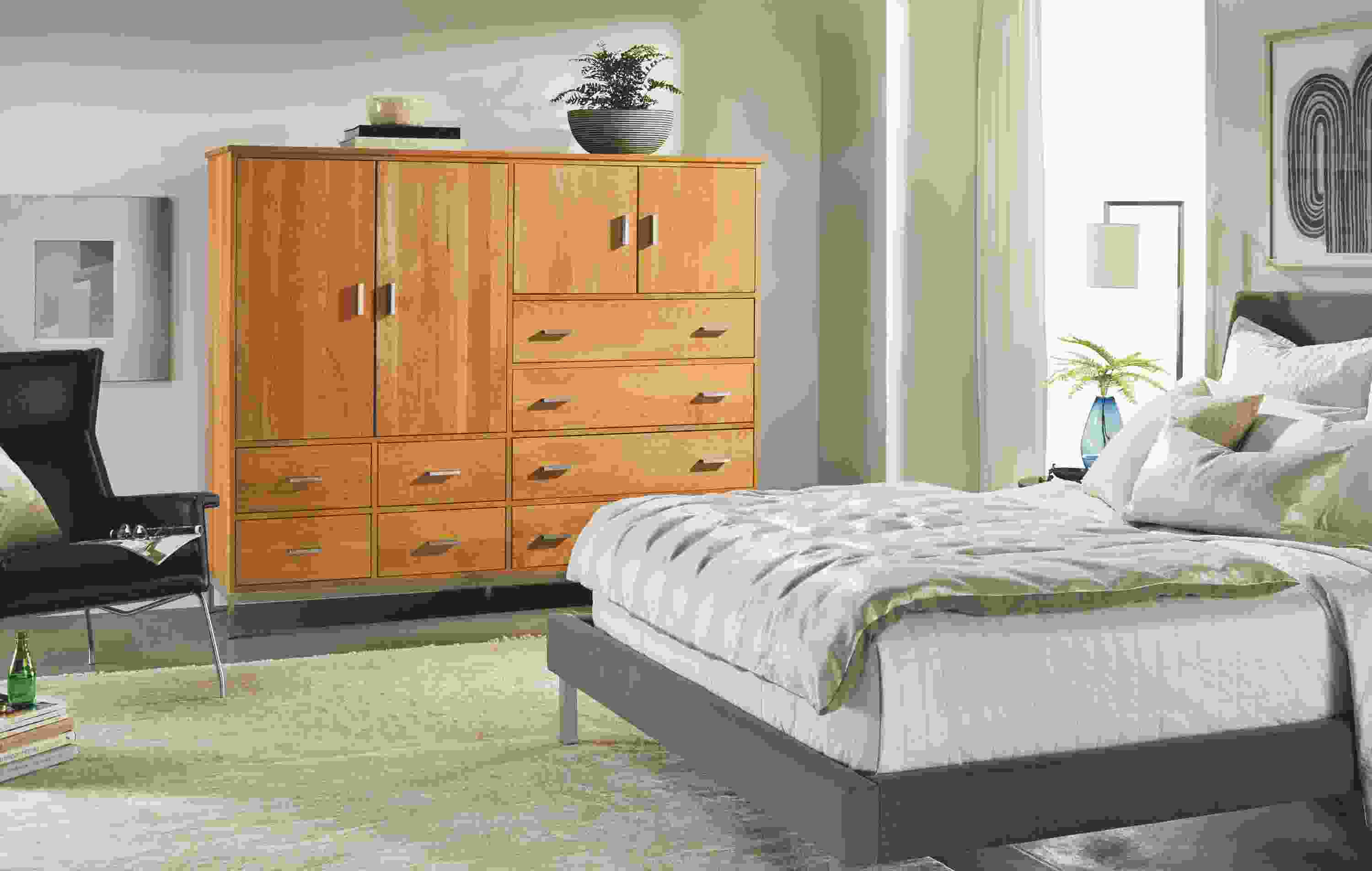 Detail of Linear bedroom 12-insert storage.