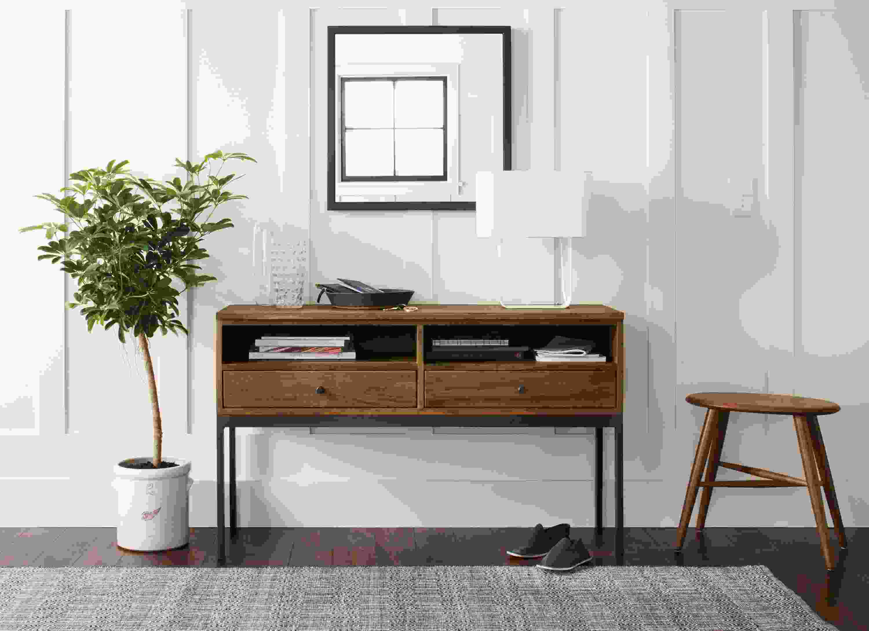 Detail of Linear console table.