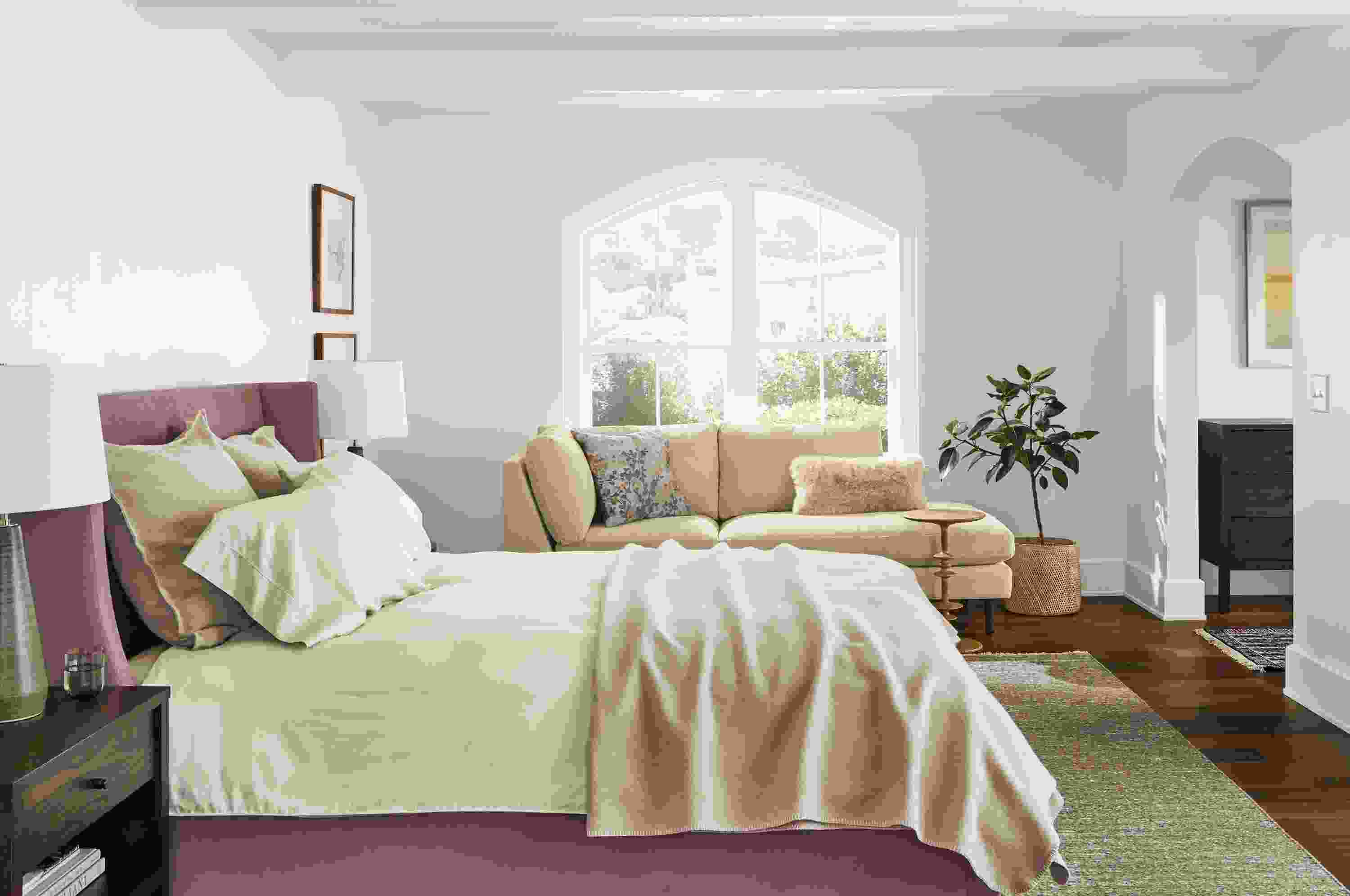 Bedroom with Marlo queen bed in View Amethyst, Emerson nightstand in charcoal on ash and Parks end table.