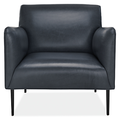 Front view of Matteo Chair in Vento Leather.