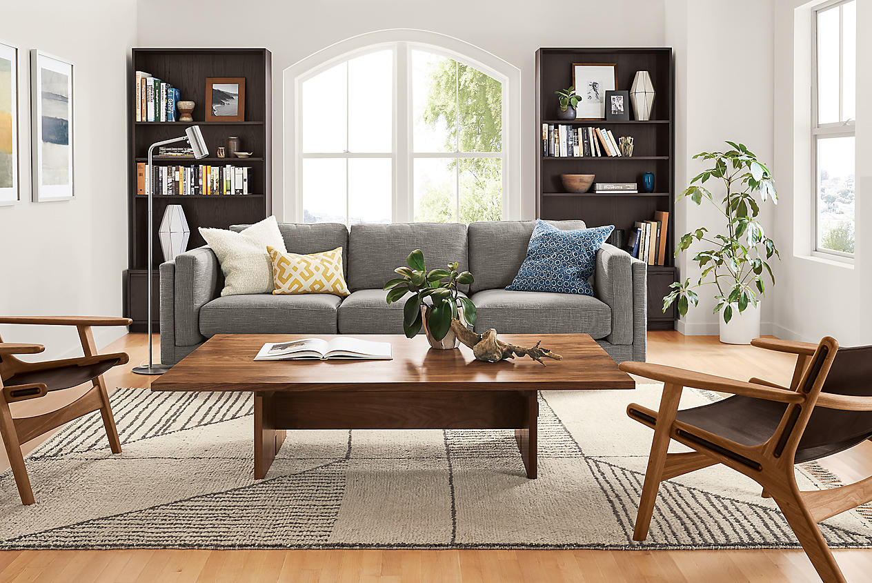 There are chairs in the living room. Кушетки для гостиной в современном стиле. Wood Room мебель. Мебель Living. Litwood мебель.