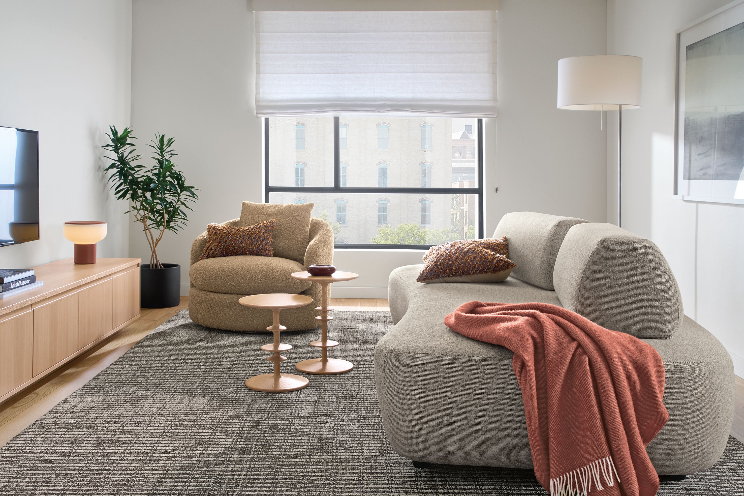 101" daybed in Tatum bone fabric