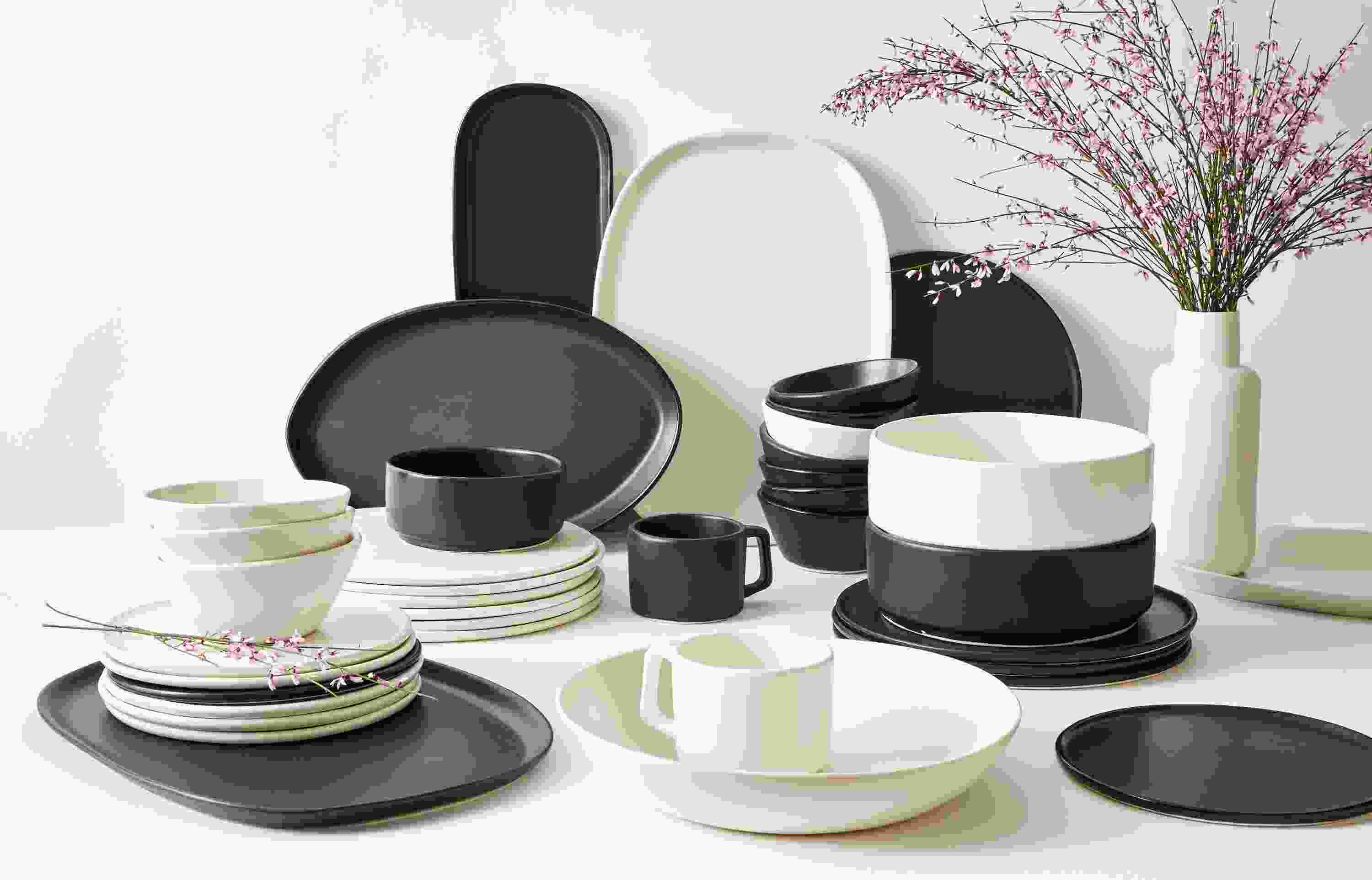 Table setting with Nadia servingware.
