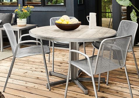 Room and board store outdoor side table