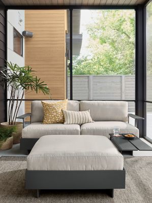 Room & Board Outdoor Pillow - Thumbnail 4