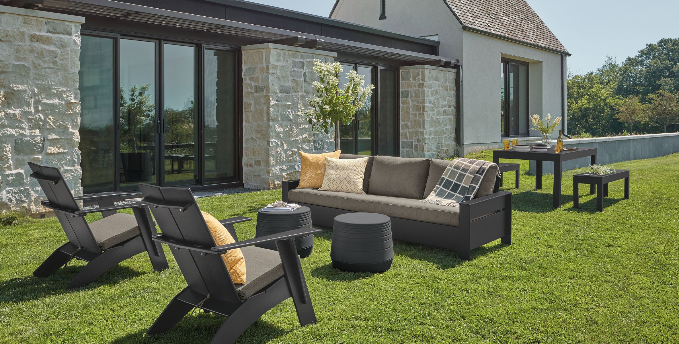 How to Design an Outdoor Room: A guide to creating outdoor living spaces