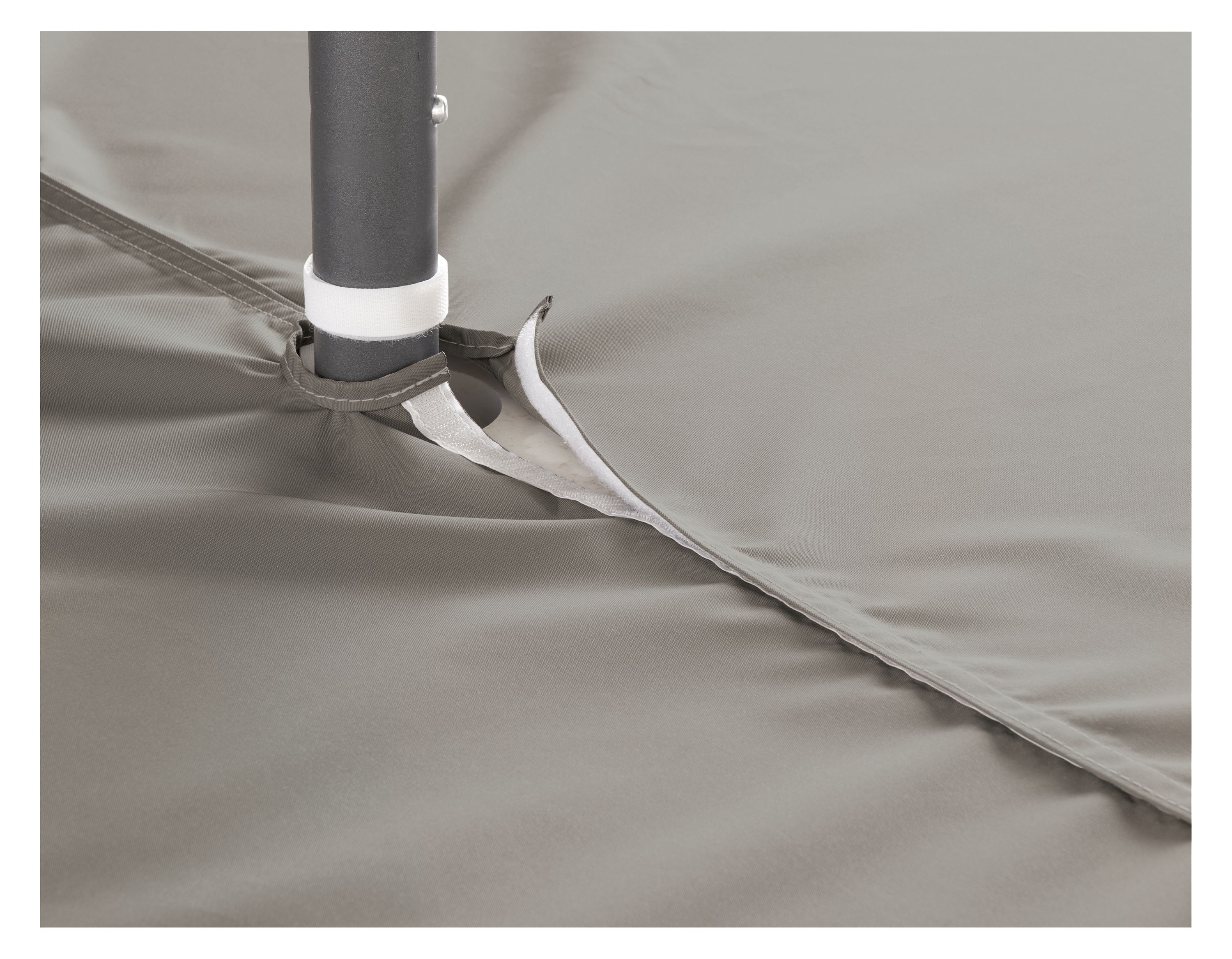 Detail of Outdoor Cover with opening for umbrella pole.