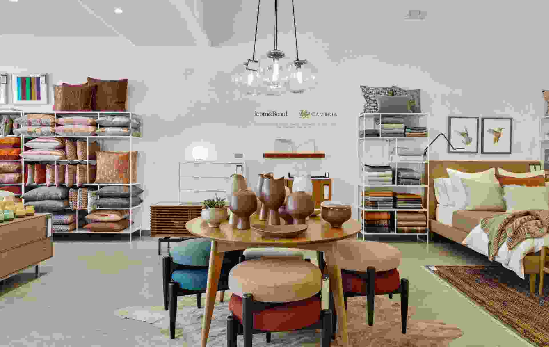 Palm Springs Showroom 5