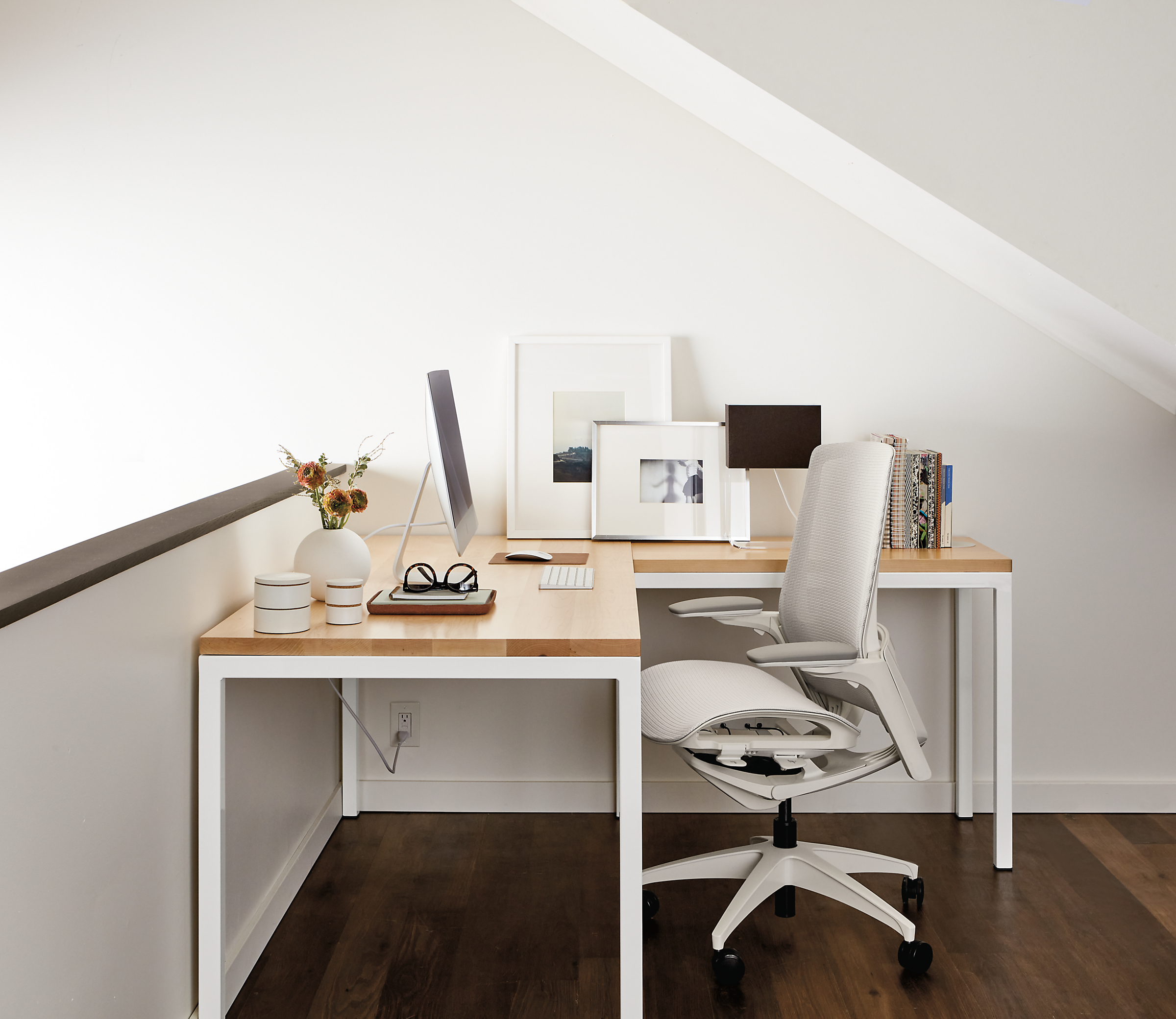 Office setting with Parsons Desk in White with Finora Office Chair.