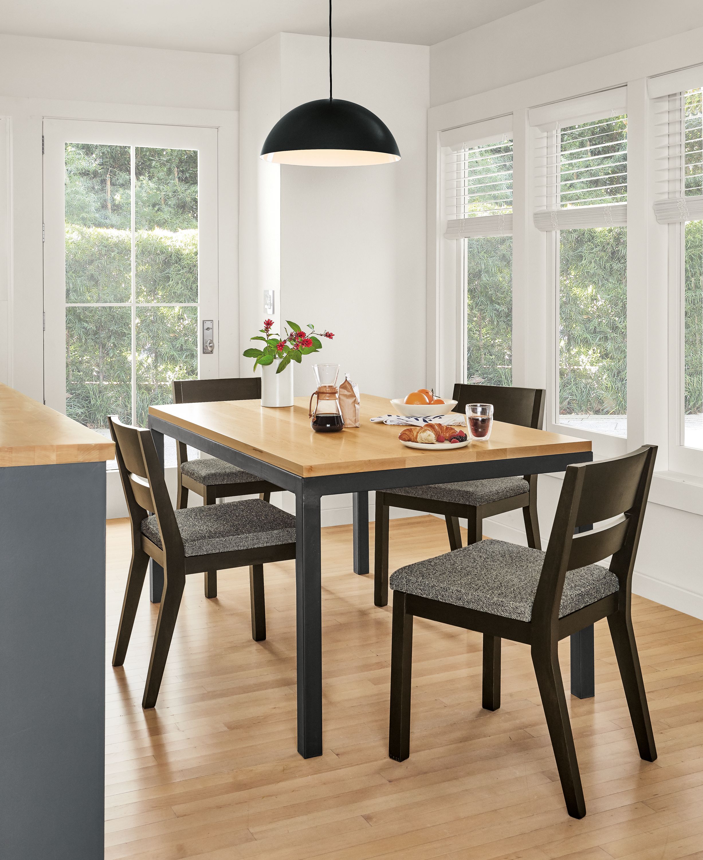 Dining table with online parson chairs